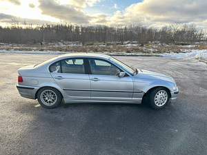 Winter beater BMW 320i (4 foto / 15)