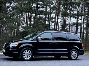 CHRYSLER GRAND VOYAGER 2.8CRD ATM LIMITED JARELMAKSUVÕIMALUS (4 foto / 15)