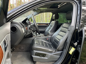VW TOUAREG V10 5.0 BI-TURBO 4MOTION (9 фото из 15)