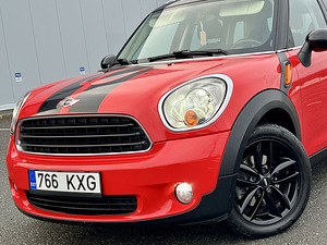 MINI COOPER COUNTRYMAN BLACK PACKAGE VAHETUS