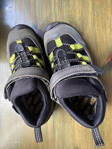 Keen veekindlad saapad suurus 30 (4 foto / 6)