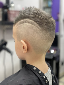 Tööta juuksurina, barber. (1 foto / 2)