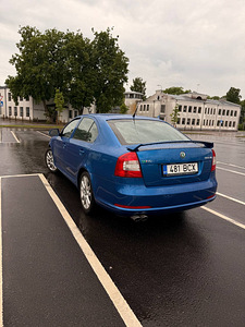 Skoda Octavia VRS (6 foto / 15)