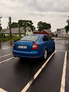 Skoda Octavia VRS (7 foto / 15)