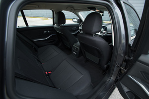 BMW 318 Sportline (11 foto / 15)
