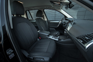 BMW X3 Sportline X-DRIVE (12 foto / 14)