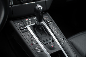 Porsche Macan S Dynamic Performance 3.0 V6 TWIN-TURBO (10 foto / 15)
