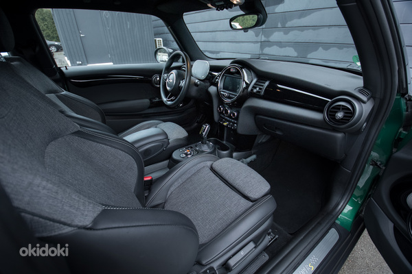 MINI Cooper SE Facelift Sport (фото #5)