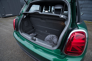 MINI Cooper SE Facelift Sport OKSJON (12 foto / 15)