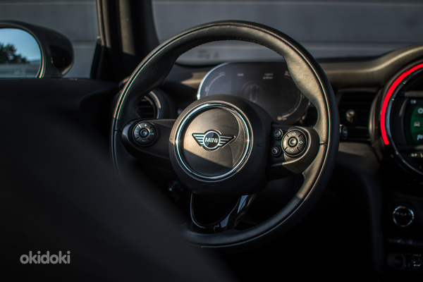 MINI Cooper SE Facelift Sport (фото #9)