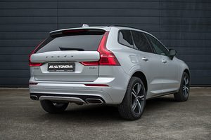 Volvo XC60 R-DESIGN 2.0 R-Design; SAFE PRO (3 foto / 15)
