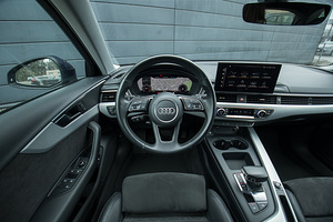 Audi A4 35TDI S-LINE (6 foto / 15)