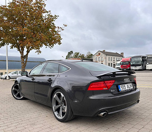 Audi A7 Sportback BOSE 3.0 180kW (5 foto / 15)