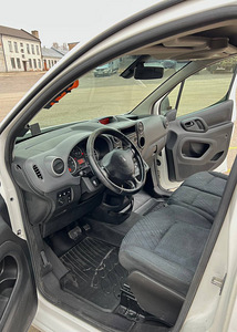 Peugeot Partner 1.6 66kW (9 foto / 15)