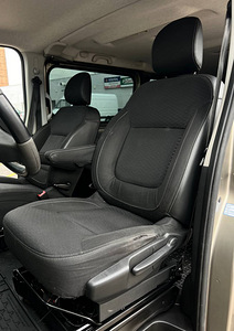 Opel Vivaro Long Passenger ECO 1.6 107kW (7 foto / 15)