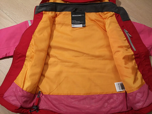 Uus Didriksons k/s jope, s. 110 (2 foto / 4)