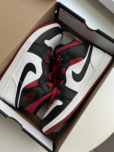 Nike Air Jordan 1 Mid White/Gym Red-Black (3 foto / 4)