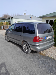 VW SHARAN 2005.1.9TDI.66KW (2 foto / 5)