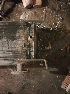 Mantelboiler ca 200 L püstine jalgadel. (10 foto / 10)