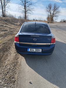 Opel (12 фото из 15)
