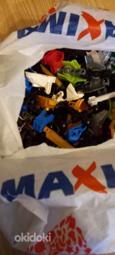 Продаю пакет Lego Bionicle (фото #1)