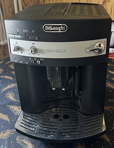 Кофе машина delonghi (1 фото из 2)