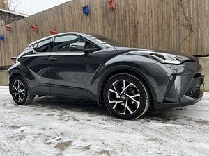 Toyota C-HR Style (2 foto / 9)