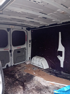 Opel vivaro (6 фото из 6)