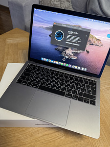 MacBook Air (Retina, 13-inch, 2019) (2 foto / 4)