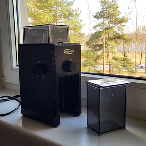 Kohviveski DeLonghi KG79 (1 foto / 2)