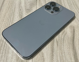 iPhone 13 Pro 128 Гб (1 фото из 4)