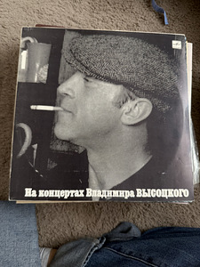 Виниловые пластинки (9 фото из 10)