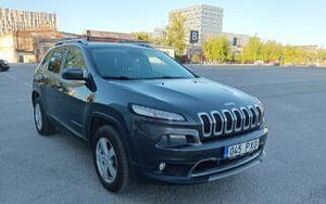 Jeep Cherokee Limited (3 foto / 10)