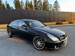 Mercedes Benz CLS 320 CDI - 2007 MB AMG BODYKIT (3 фото из 15)