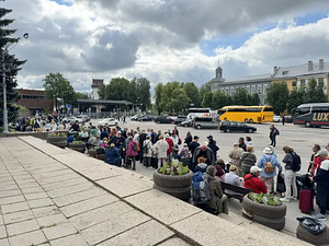 Займу очередь на границе Нарва Ивангород (1 фото из 1)