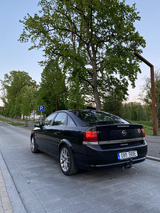 Opel Vectra C 2008 110 кВт (2 фото из 11)