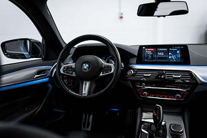 BMW 540 D M-Sportpakett xDrive 3.0 235kW (11 foto / 15)
