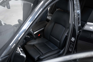BMW 740 Facelift xDrive 3.0 230kW (6 foto / 15)