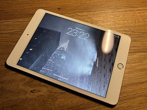 iPad mini 5 64GB WiFi (1 foto / 5)
