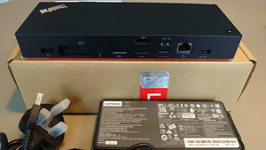 Lenovo ThinkPad Universal Thunderbolt 4 Dock 135W (4 фото из 5)