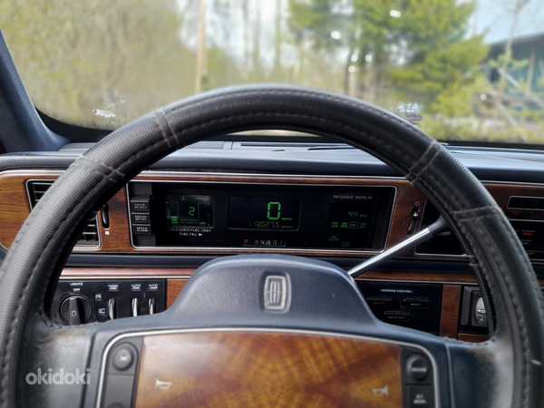 Lincoln Continental 1988a (фото #12)