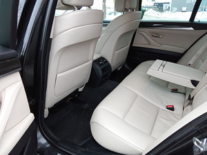Продам BMW 523i F11 2011. (7 фото из 8)