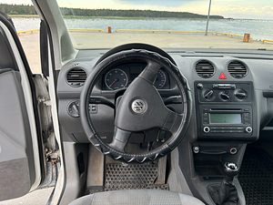 Volkswagen Caddy 1.9TDI 77kw (8 foto / 13)