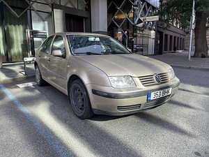 VOLKSWAGEN BORA / 1.9 DIISEL / ÜV 05.2025 (1 foto / 15)