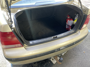 VOLKSWAGEN BORA / 1.9 DIISEL / ÜV 05.2025 (5 foto / 15)