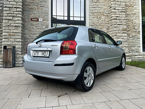 TOYOTA COROLLA / HOOLDUSRAAMAT / TÜV (4 foto / 15)