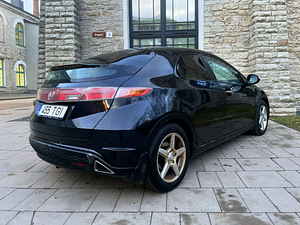 HONDA CIVIC / AUTOMAAT / ÜV 07.2025 (3 foto / 15)