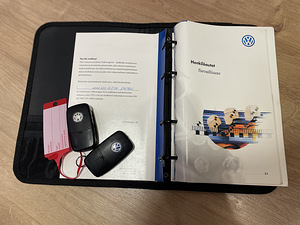 VOLKSWAGEN BORA / 1.9 DIISEL / ÜV 03.2025 (15 foto / 15)