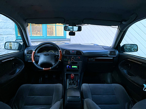 VOLVO V40 / DIISEL / AVARIIVABA / ÜV 03.2025 (8 foto / 15)