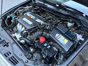 HONDA ACCORD FACELIFT / AUTOMAAT / ÜV 04.2026 (6 foto / 15)